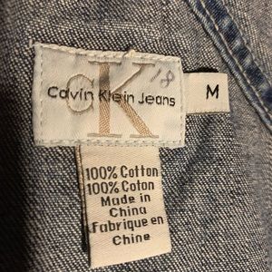 Bib overalls Calvin Klein.